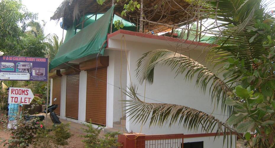 V & M Calisto Guest House, Goa 2